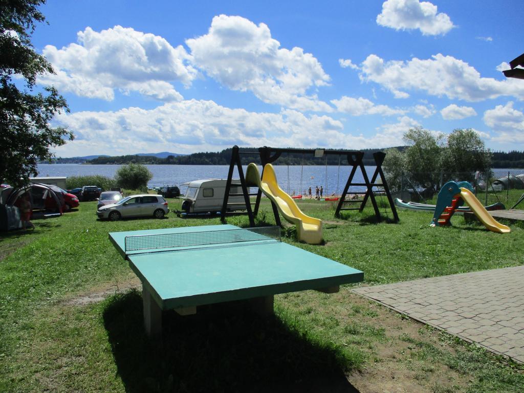 Отель Kemp Lipno - Jenisov Горни-Плана Экстерьер фото